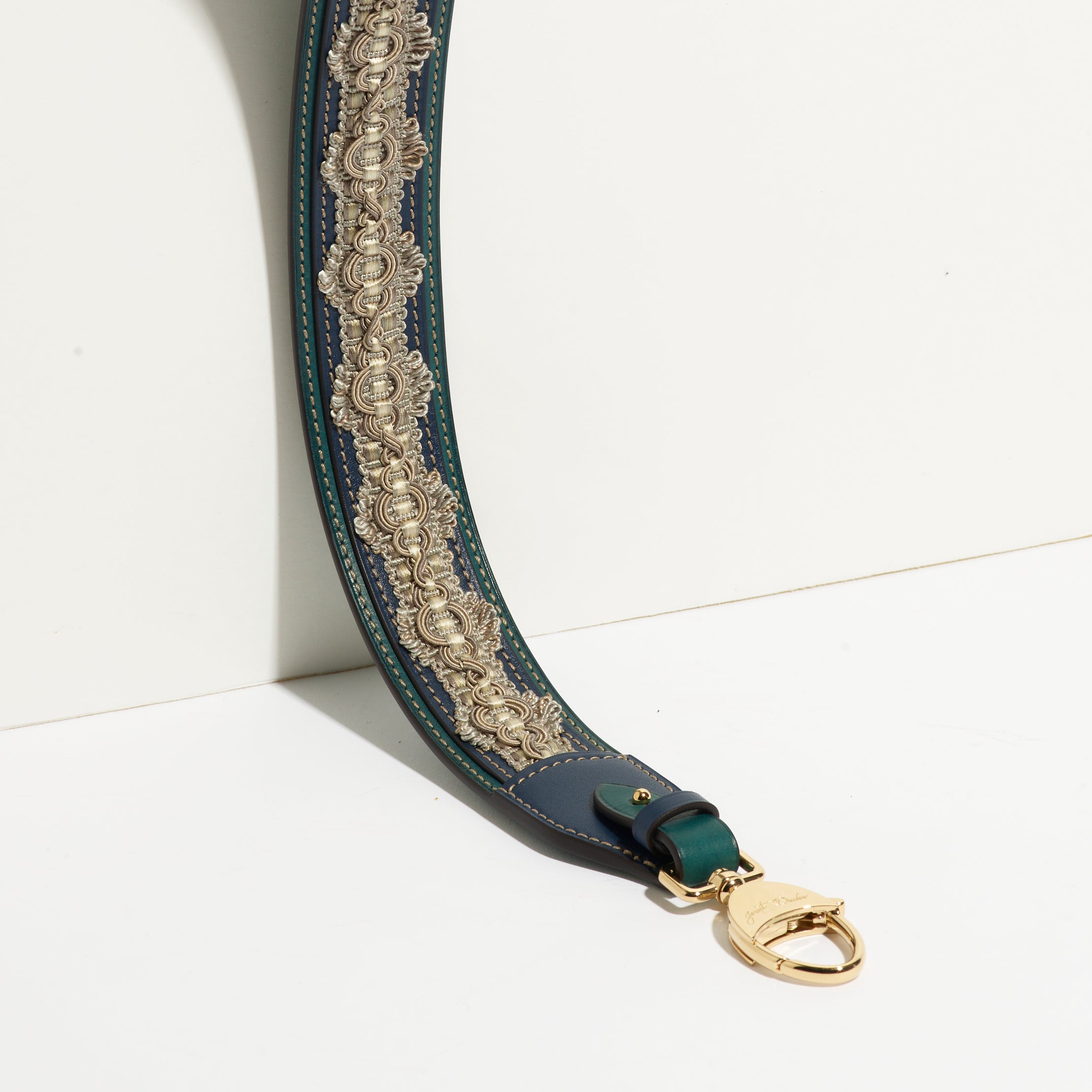 Bandoulière Passementerie Tanit BA en cuir Héritage Nénuphar - Édition Limitée à 8 exemplaires