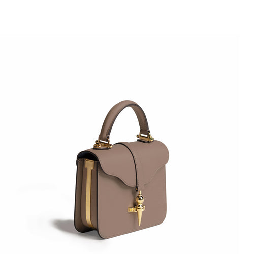 Diane L15 in Marron Glacé Tempo leather 