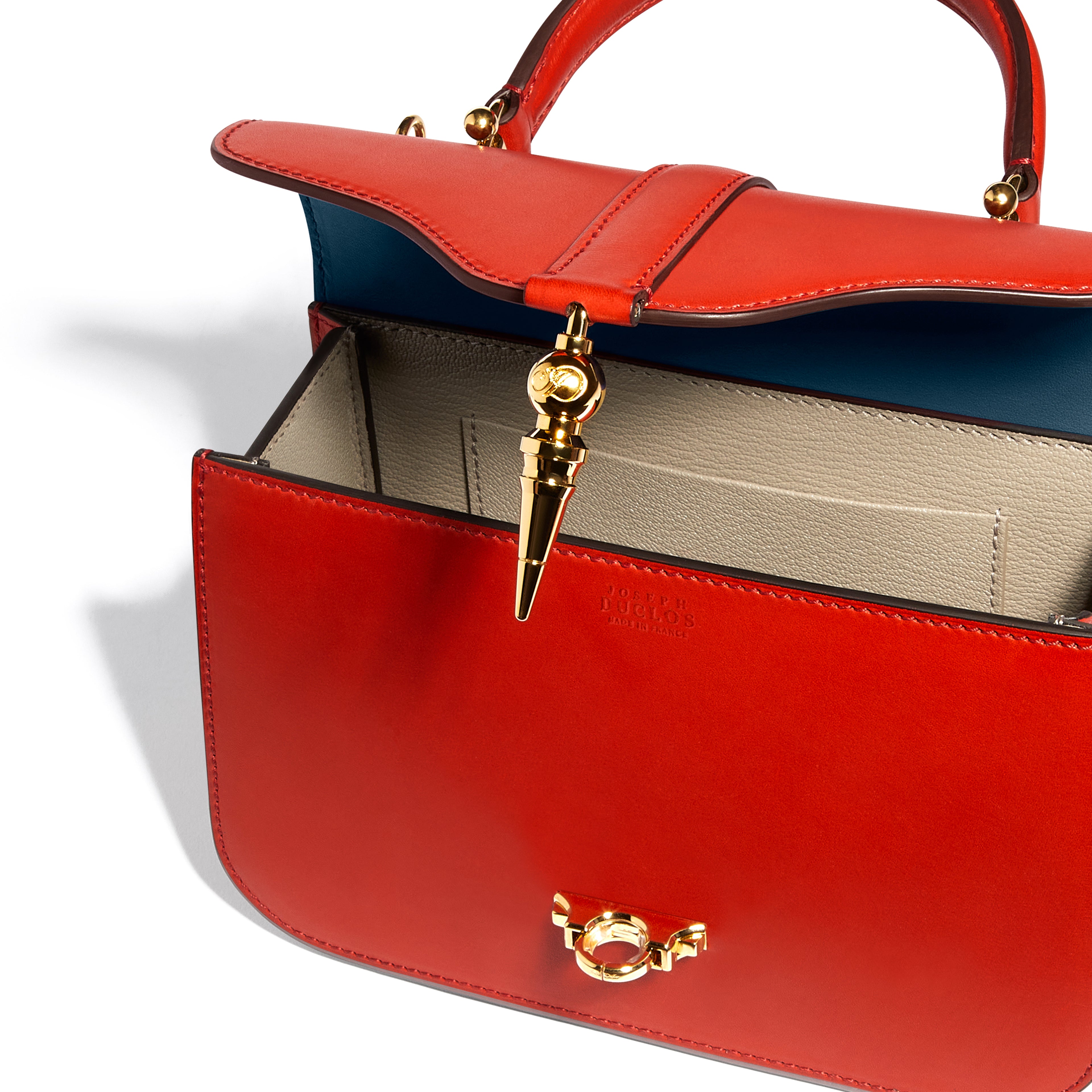 Diane L20 in Coquelicot Héritage leather