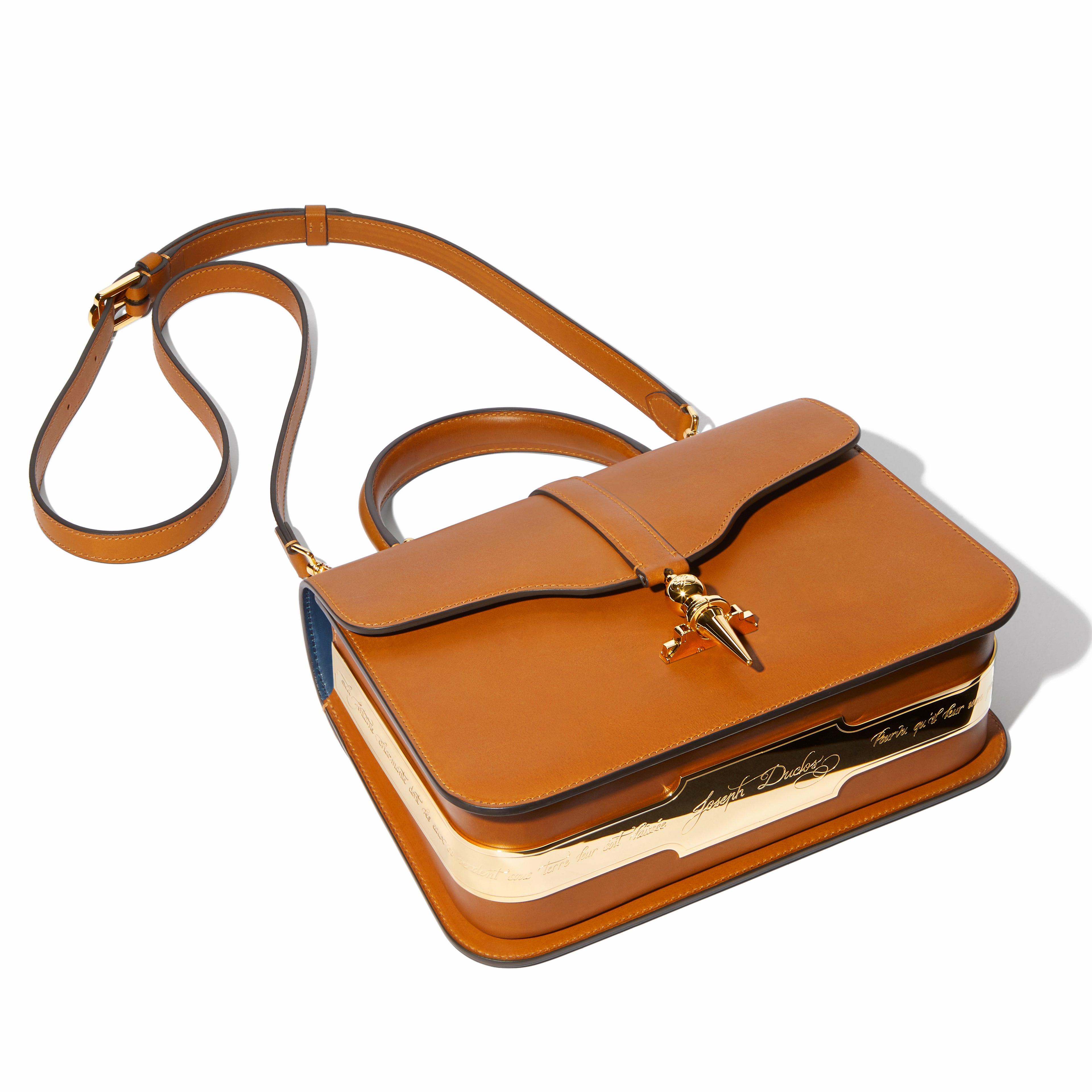 Diane L26 Heritage Châtaignier leather