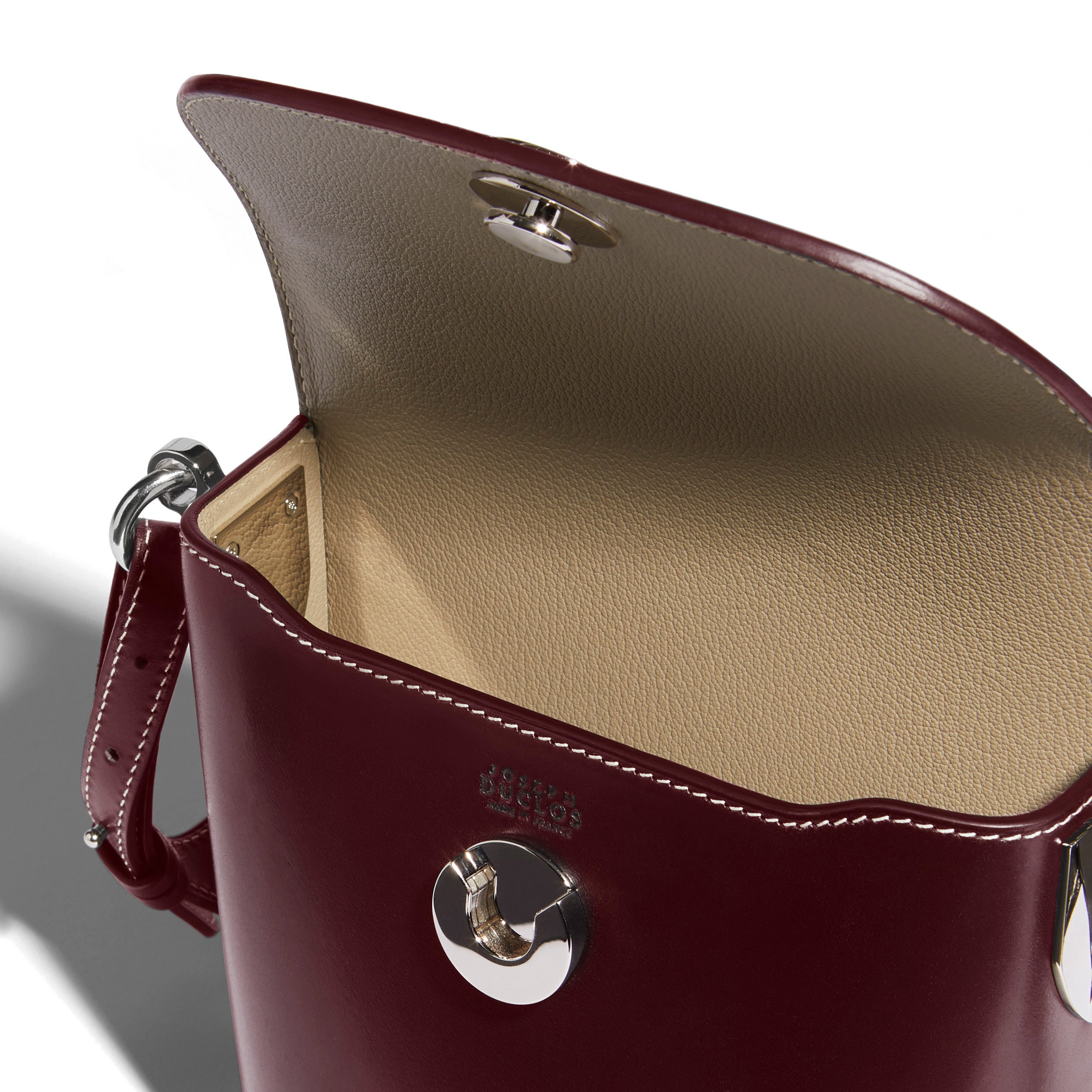 Saint-Clair Clutch in Aubergine Symphonie leather 