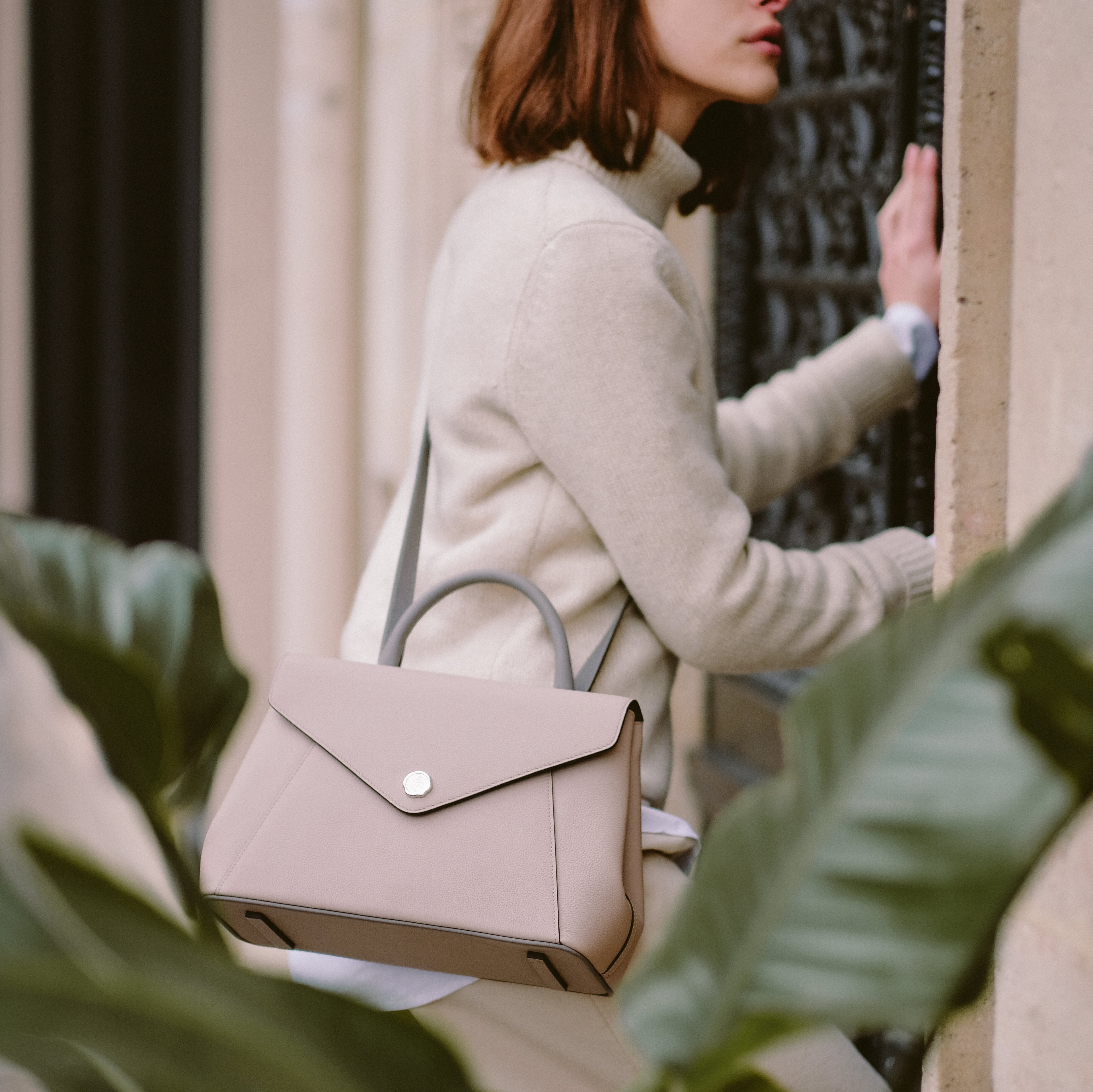 Fontélie in Aubergine Concerto leather 