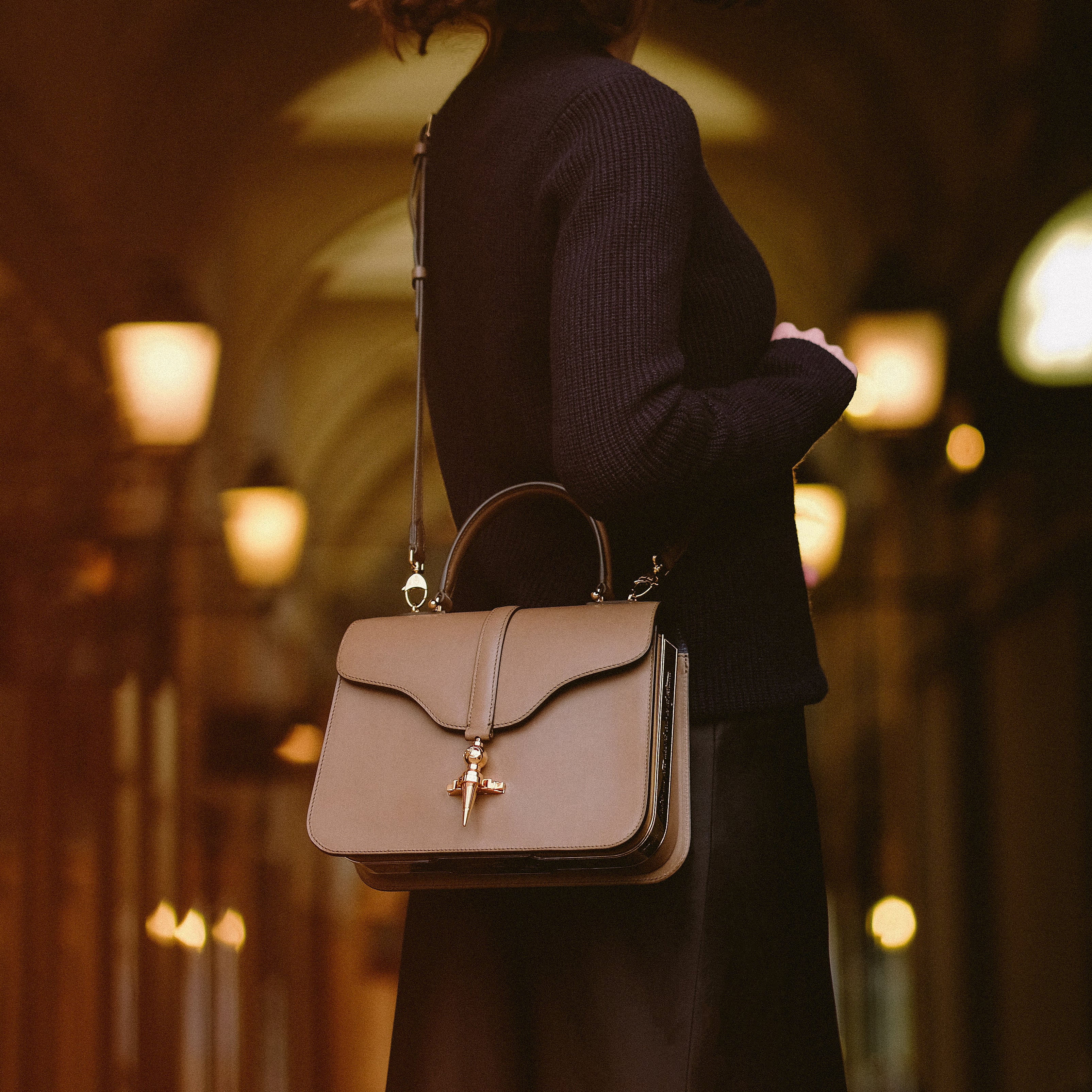 Diane L26 in Ardoise Héritage leather