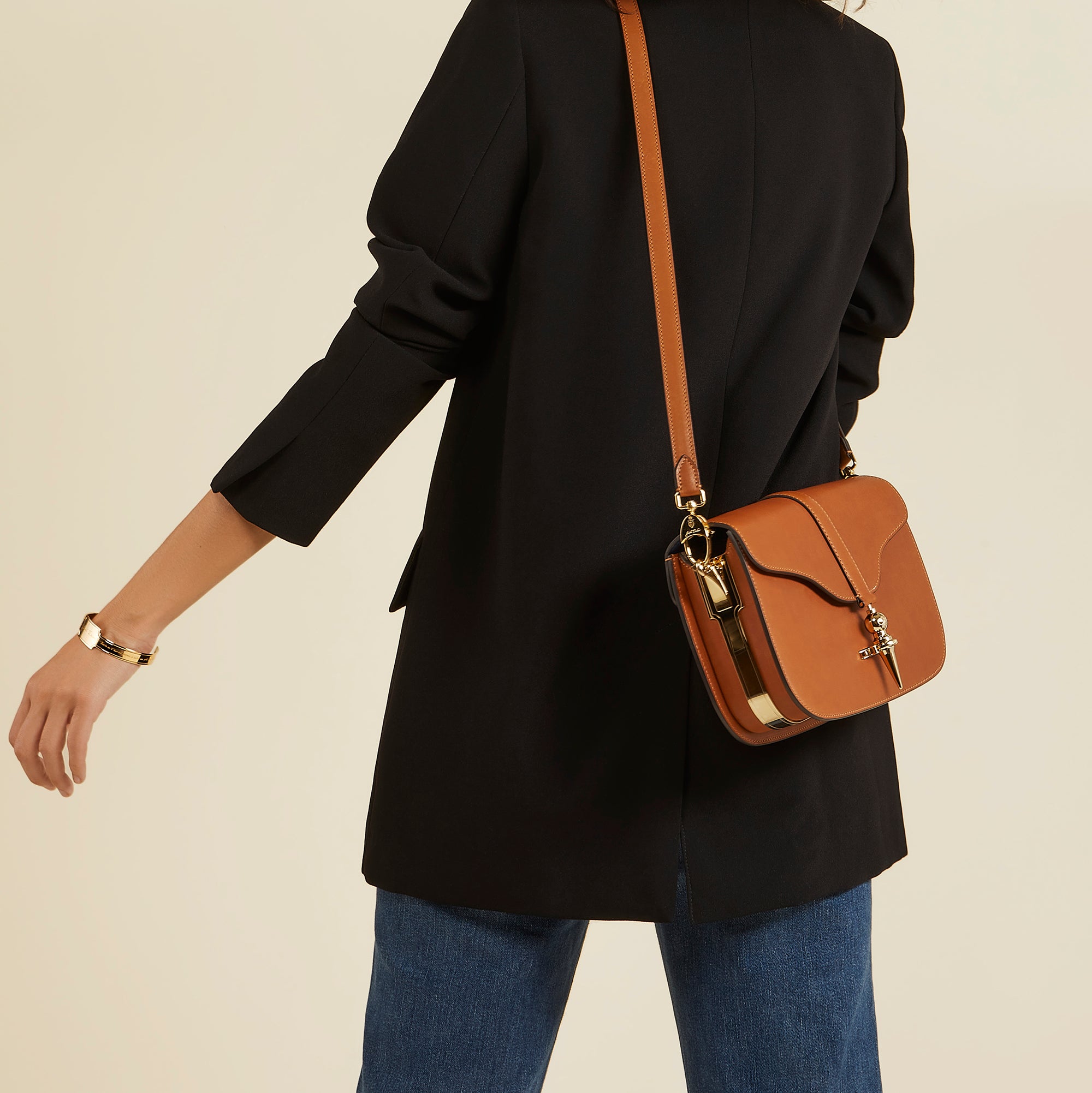 Diane Leather Messenger Bag